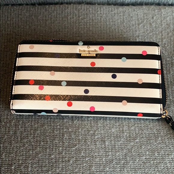 kate spade Handbags - Kate Spade Wallet